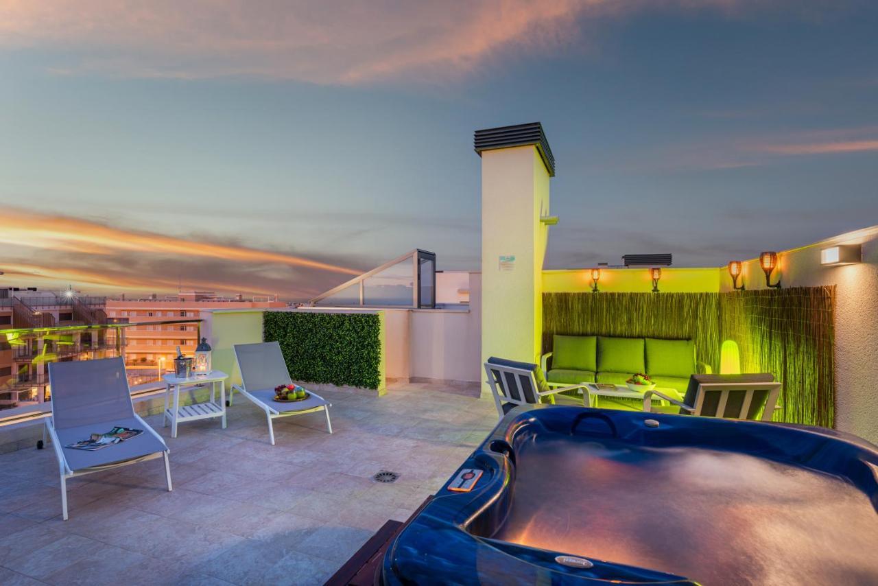 La Zenia Cocoon - Luxury Penthouse With Jacuzzi, 2 Pools, Indoor Heated Pool, Sauna, Gym, Playstation Daire Dehesa de Campoamor  Dış mekan fotoğraf
