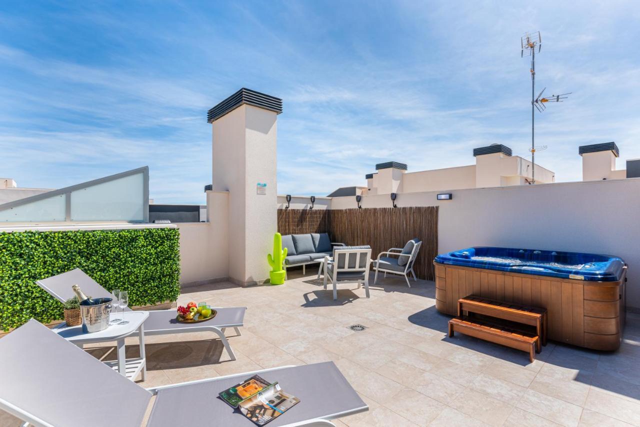 La Zenia Cocoon - Luxury Penthouse With Jacuzzi, 2 Pools, Indoor Heated Pool, Sauna, Gym, Playstation Daire Dehesa de Campoamor  Dış mekan fotoğraf
