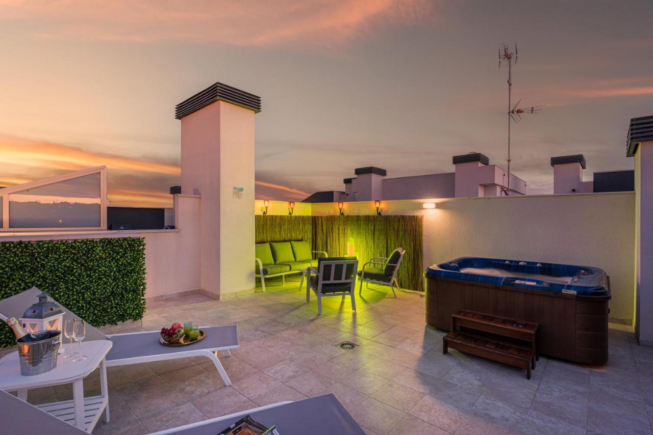 La Zenia Cocoon - Luxury Penthouse With Jacuzzi, 2 Pools, Indoor Heated Pool, Sauna, Gym, Playstation Daire Dehesa de Campoamor  Dış mekan fotoğraf